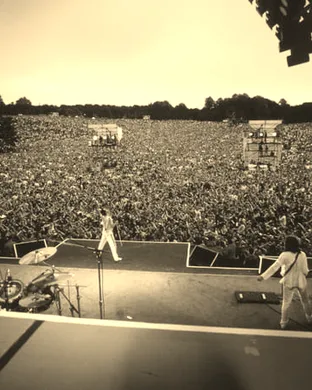 Candlelight: Queen vs. ABBA Tribute